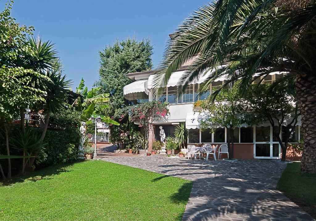 La Chandelle Massarosa Exterior photo